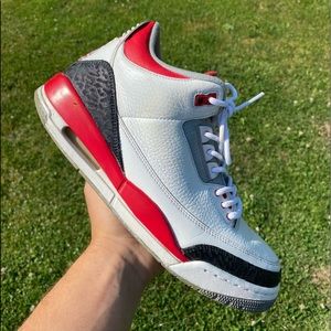 Air Jordan 3 Fire Red